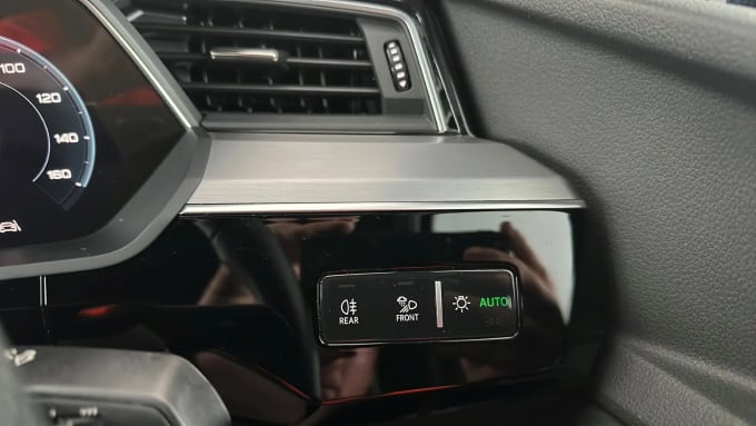 2022 Audi E-tron