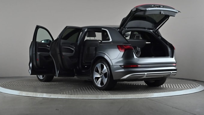 2021 Audi E-tron