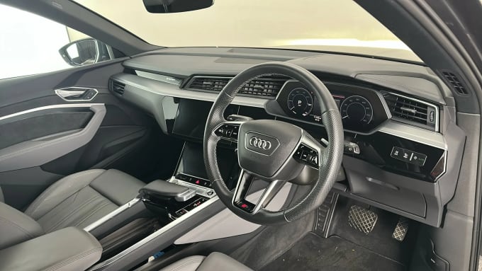 2021 Audi E-tron