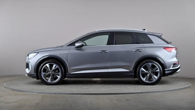 2022 Audi Q4