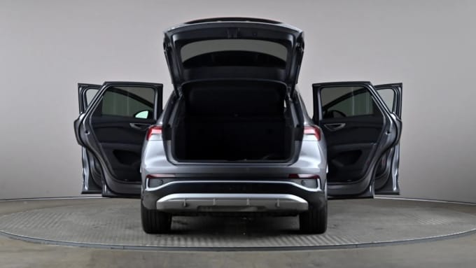 2022 Audi Q4