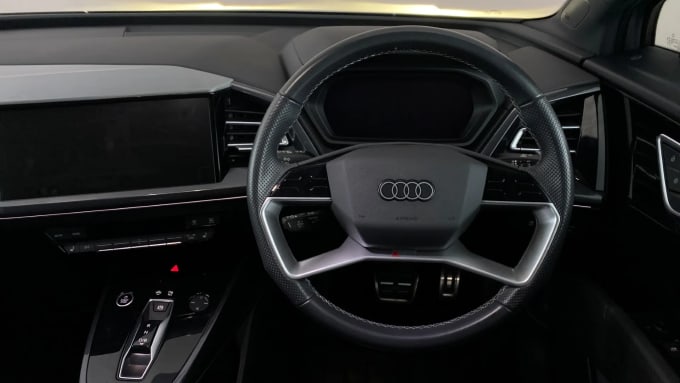 2022 Audi Q4