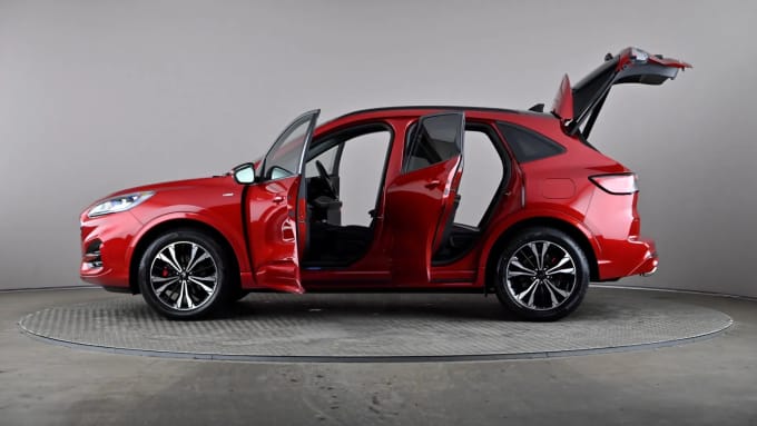 2022 Ford Kuga