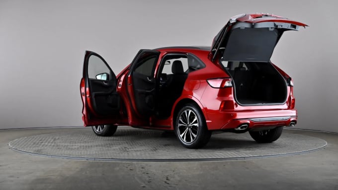 2022 Ford Kuga
