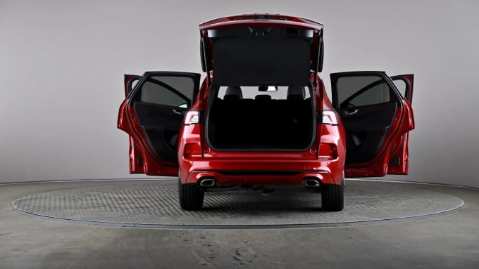 2022 Ford Kuga