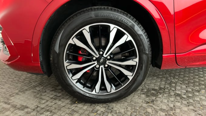 2022 Ford Kuga
