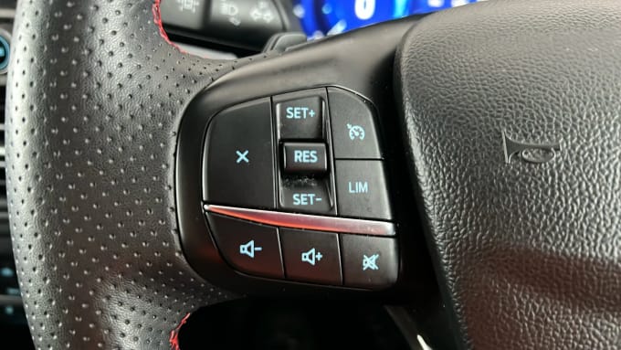 2022 Ford Kuga