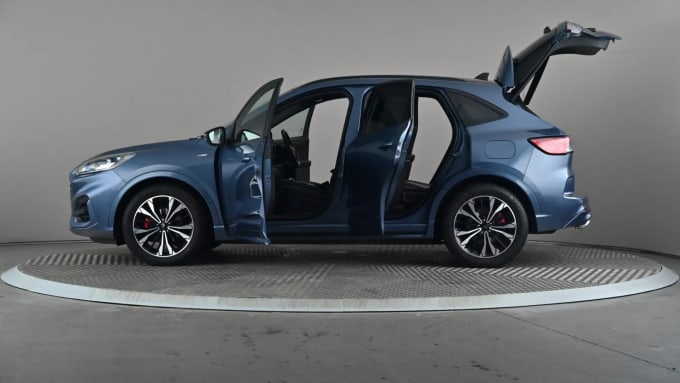 2022 Ford Kuga