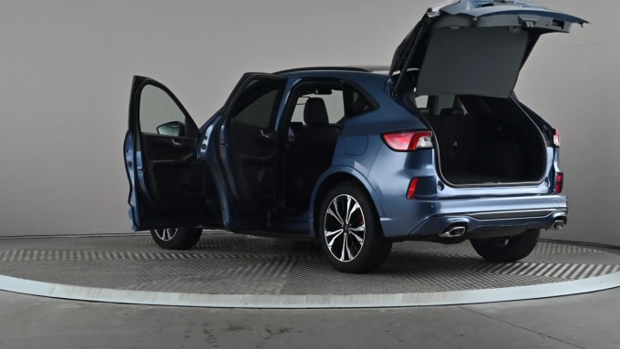2022 Ford Kuga