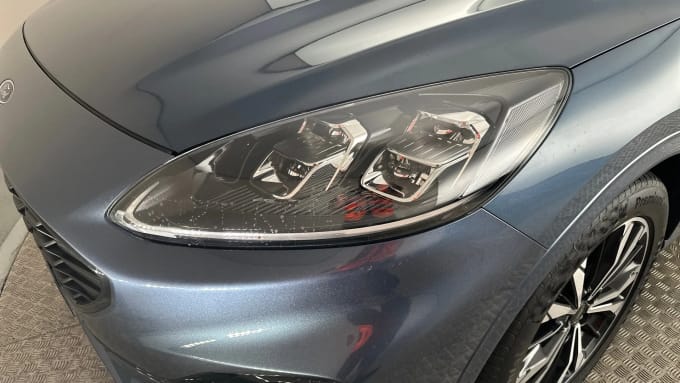 2022 Ford Kuga