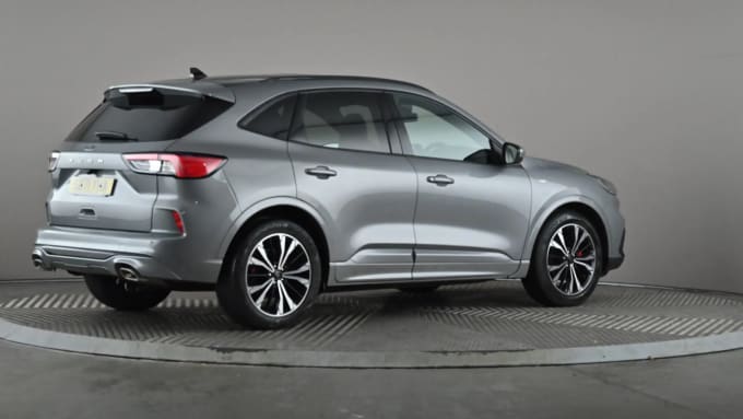 2022 Ford Kuga