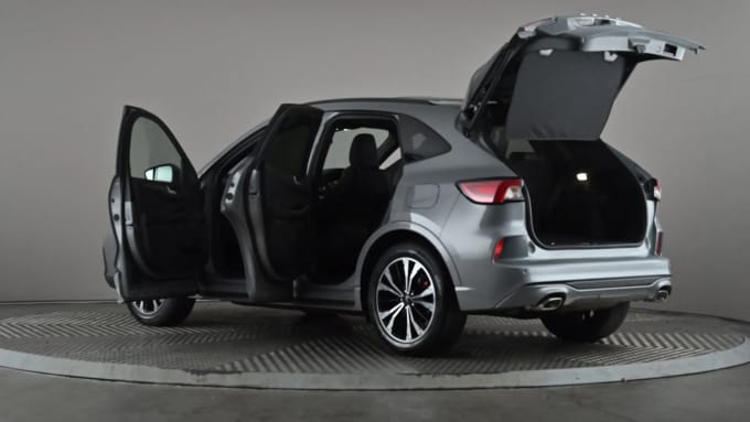 2022 Ford Kuga