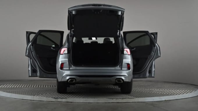2022 Ford Kuga