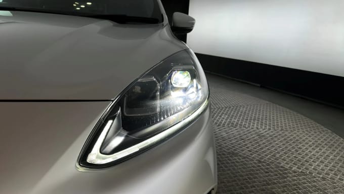 2022 Ford Kuga