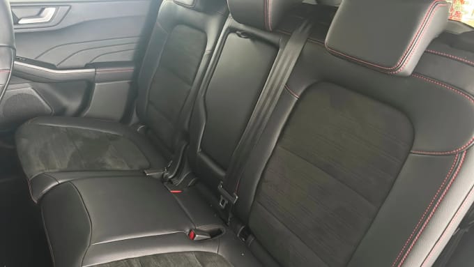 2022 Ford Kuga
