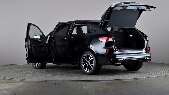 2022 Ford Kuga