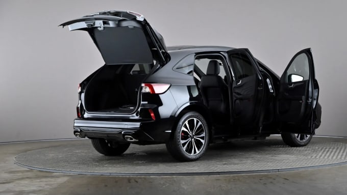 2022 Ford Kuga