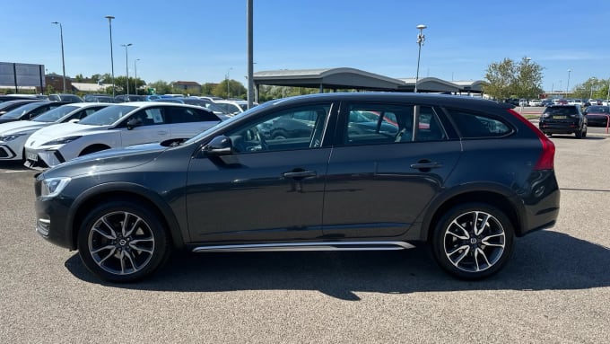 2017 Volvo V60