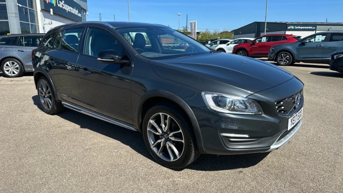 2017 Volvo V60