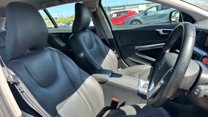 2017 Volvo V60