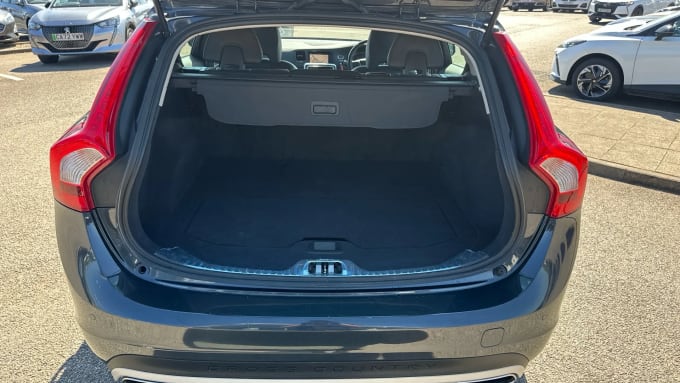 2017 Volvo V60