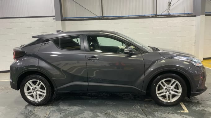 2022 Toyota C-hr