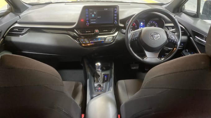 2022 Toyota C-hr