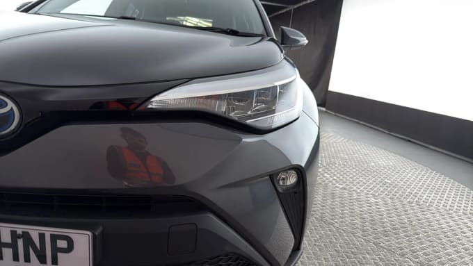2022 Toyota C-hr