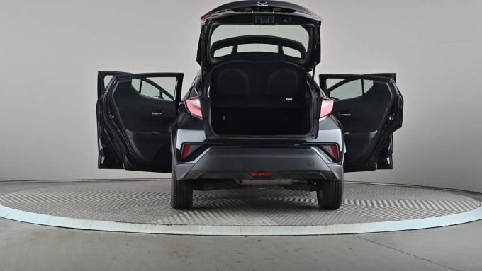 2023 Toyota C-hr