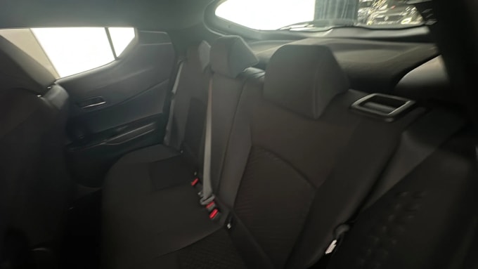 2023 Toyota C-hr