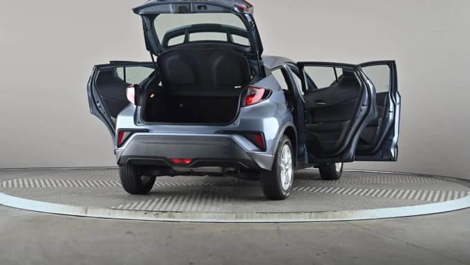 2022 Toyota C-hr