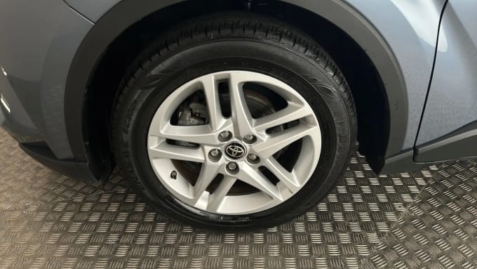 2022 Toyota C-hr