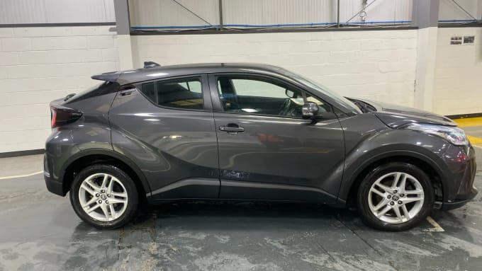 2022 Toyota C-hr
