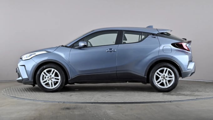 2022 Toyota C-hr