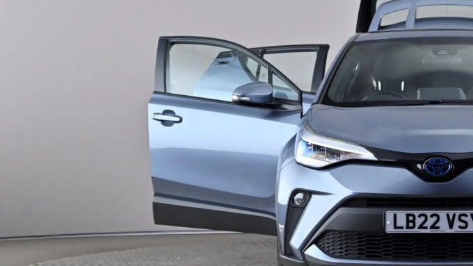 2022 Toyota C-hr
