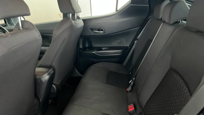 2022 Toyota C-hr