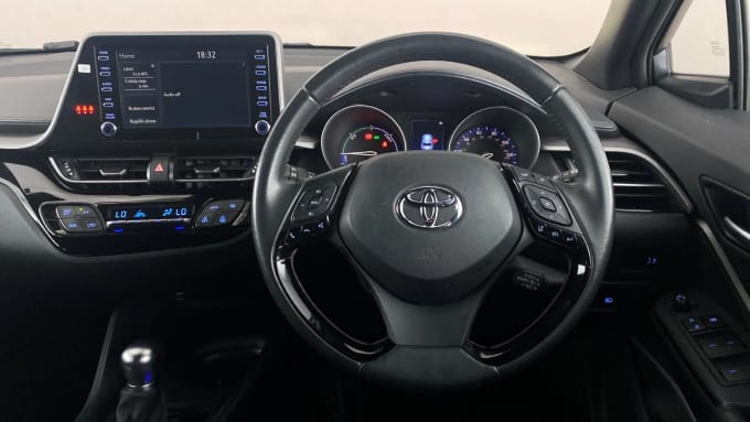 2022 Toyota C-hr
