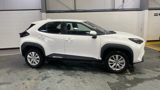 2024 Toyota Yaris Cross
