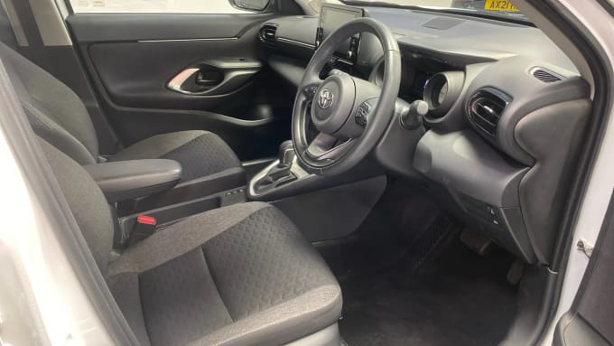 2024 Toyota Yaris Cross