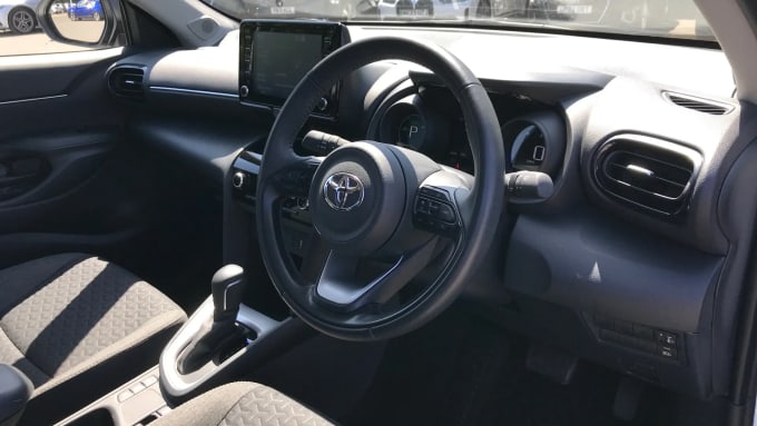 2024 Toyota Yaris Cross