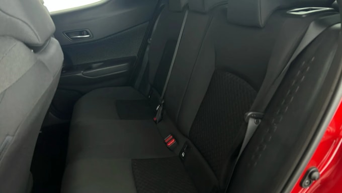 2022 Toyota C-hr