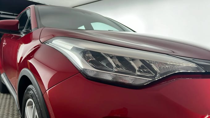 2022 Toyota C-hr