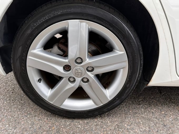 2013 Toyota Auris