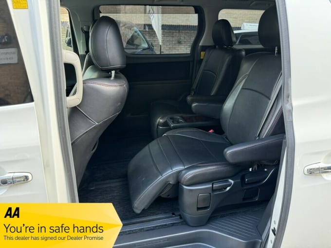 2012 Toyota Vellfire