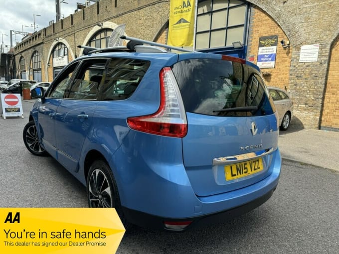 2025 Renault Scenic