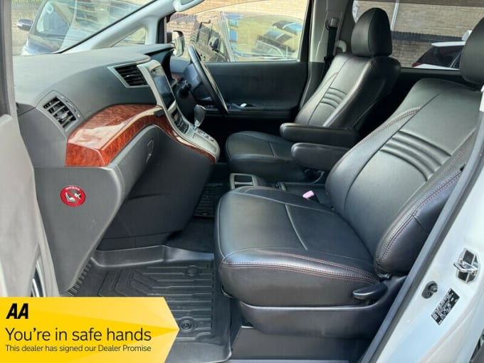 2012 Toyota Vellfire