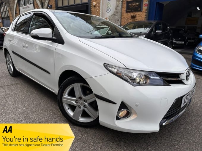 2013 Toyota Auris