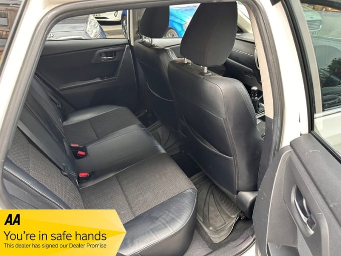 2013 Toyota Auris