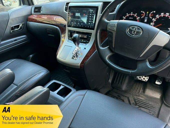 2012 Toyota Vellfire