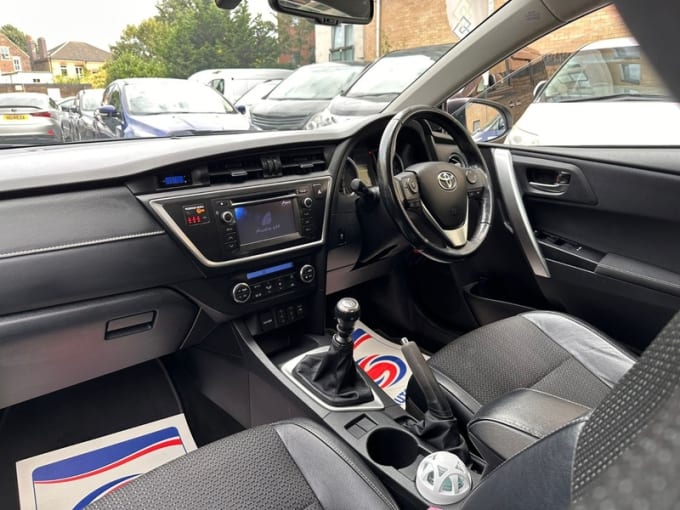 2013 Toyota Auris